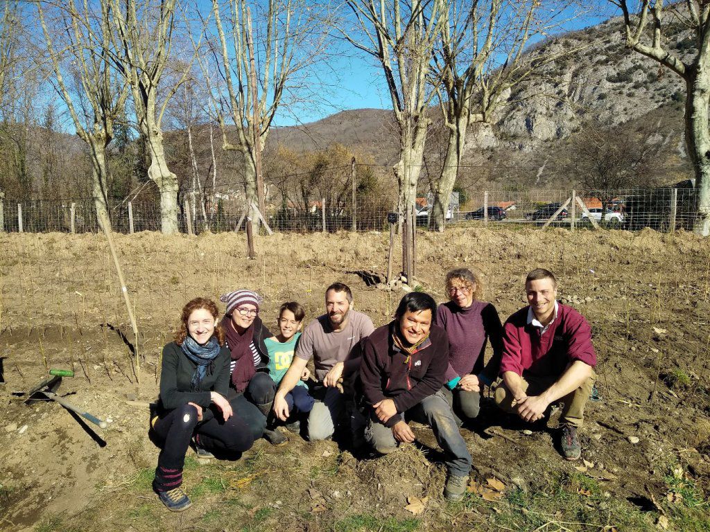 L'équipe du 2ème Chantier Plantation (Samedi 16 février) avec pour l'instant le record du nombre d'arbres plantés en 1 journée (1150 !)